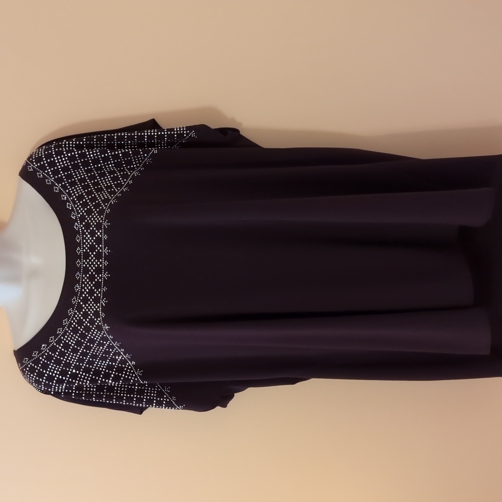 Elie McCarthy Sequined Women's Short Sleeve Blouse With Rounded Neckline